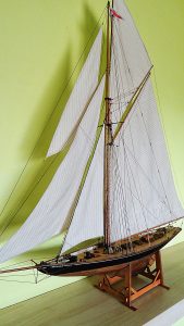 Model lode HMS Britania