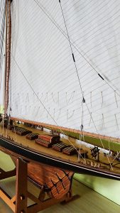 Model lode HMS Britania